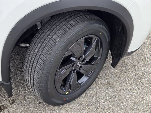 New 2026 Nissan Rogue SV FWD image 6