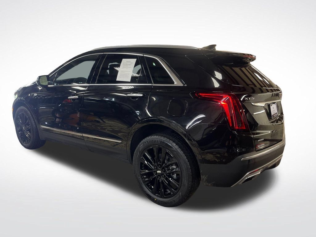 Used 2024 Cadillac XT5 Premium Luxury AWD/4WD image 3