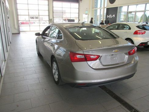 Used 2024 Chevrolet Malibu LT image 6