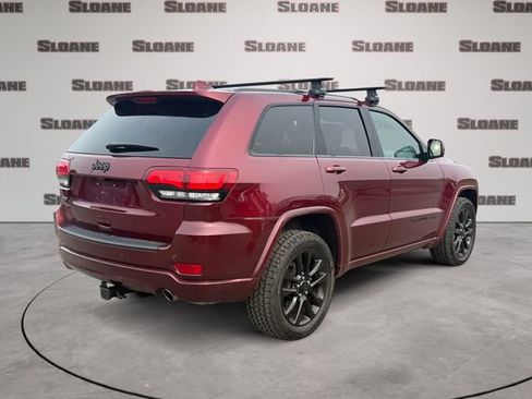 Used 2021 Jeep Grand Cherokee Laredo X AWD/4WD image 5