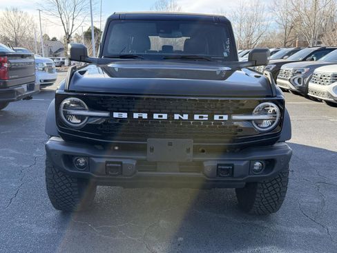 Used 2023 Ford Bronco Wildtrak image 2