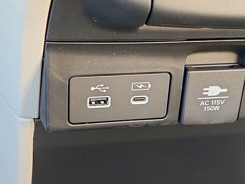 New 2026 Honda Odyssey Touring image 21