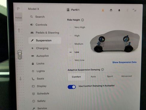 Used 2024 Tesla Model X image 18