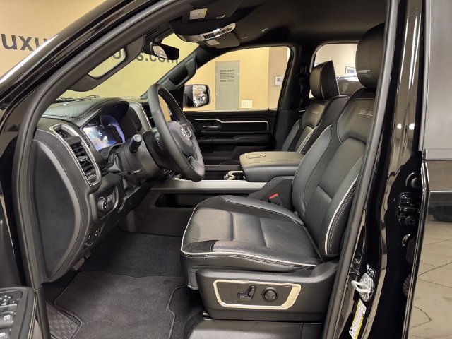 Used 2026 RAM 1500 Laramie w/ Night Edition AWD/4WD image 8
