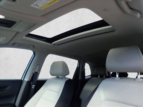 Used 2025 Honda CR-V EX image 13