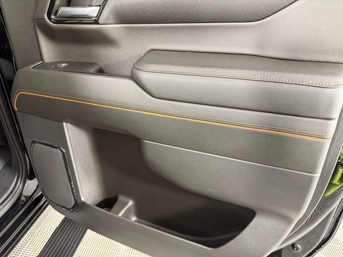 Used 2023 GMC Sierra 1500 AT4 w/ AT4 Preferred Package image 31