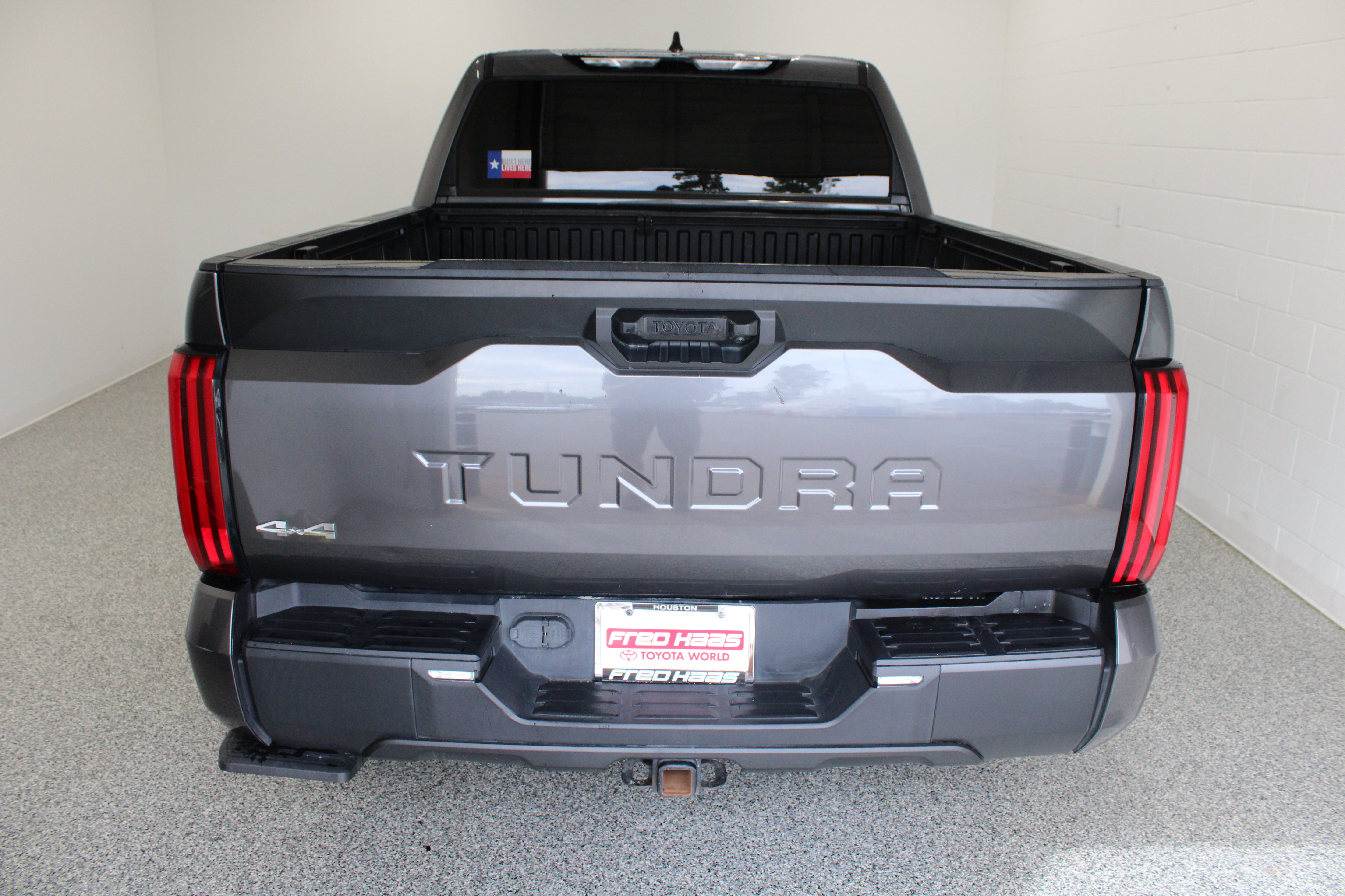 Used 2023 Toyota Tundra SR5 AWD/4WD image 8