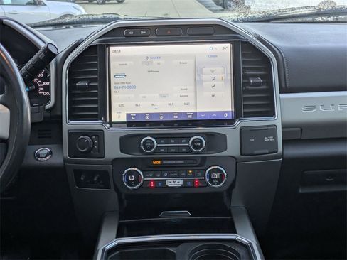 Used 2022 Ford F350 Lariat w/ Lariat Ultimate Package image 13