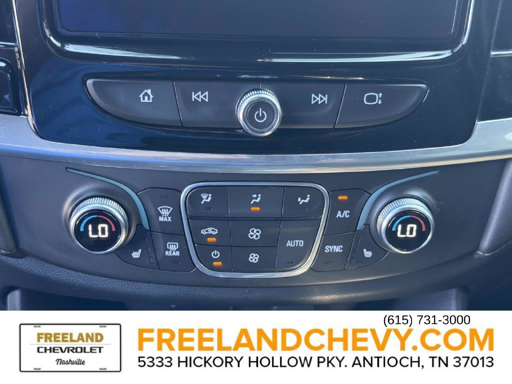 Used 2022 Chevrolet Traverse LT FWD image 36