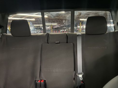 Used 2022 Honda Ridgeline Black Edition image 21