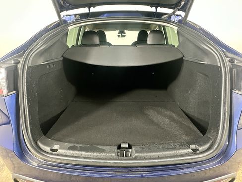 Used 2023 Tesla Model Y Long Range AWD/4WD image 28