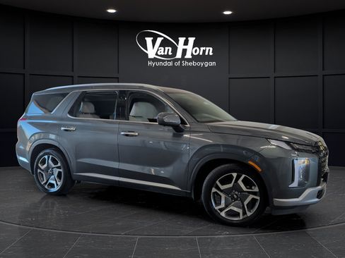 Used 2023 Hyundai Palisade Limited w/ Cargo Package FWD image 1