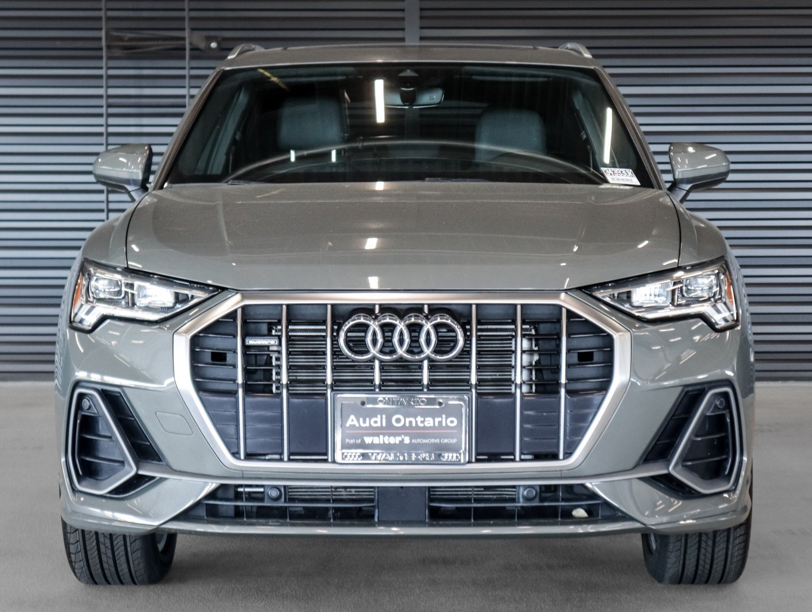 Used 2023 Audi Q3 2.0T Premium w/ Convenience Package AWD/4WD image 13