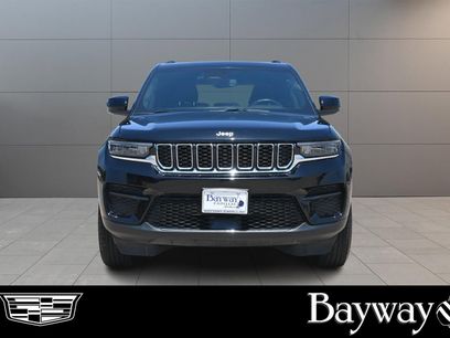 Used 2024 Jeep Grand Cherokee Laredo X
