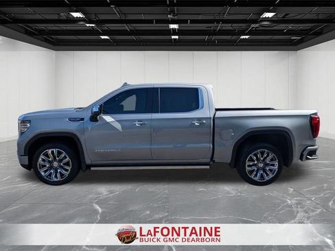 Used 2023 GMC Sierra 1500 Denali w/ Denali Reserve Package AWD/4WD image 2