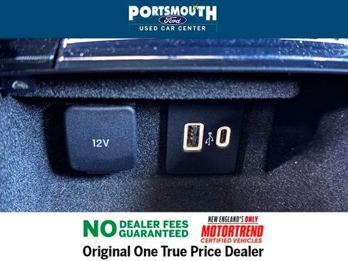 Used 2021 Lincoln Corsair AWD w/ Premium Package image 18