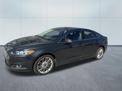 Used 2016 Ford Fusion SE w/ Equipment Group 202A FWD image 8
