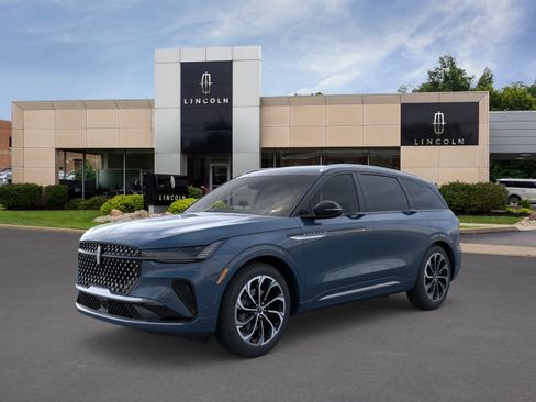New 2024 Lincoln Nautilus Reserve AWD/4WD image 2