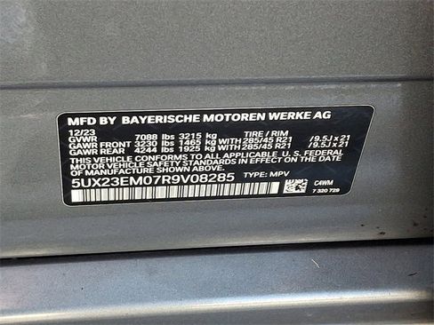 Used 2024 BMW X7 xDrive40i w/ Premium Package image 27