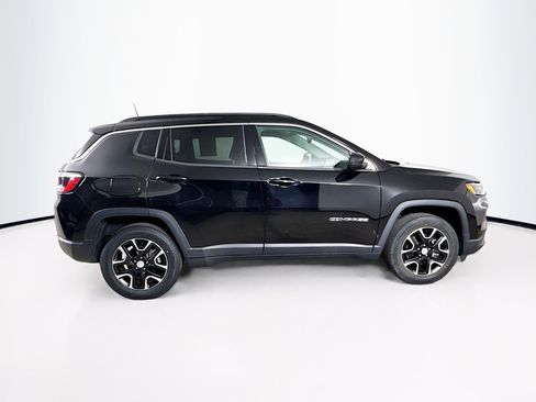 Used 2022 Jeep Compass Latitude AWD/4WD image 2