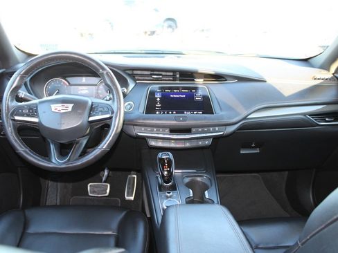 Used 2021 Cadillac XT4 Sport image 23