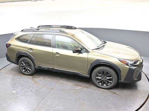 Certified 2025 Subaru Outback Onyx Edition image 42