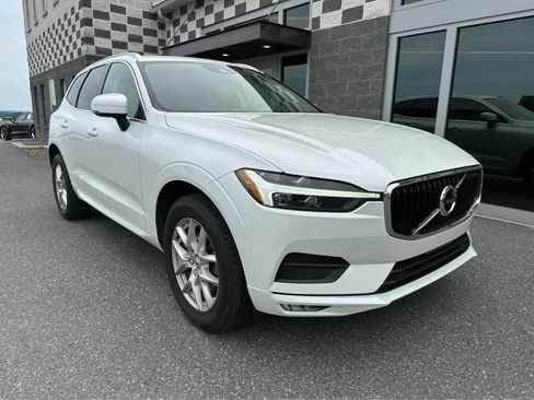 Used 2021 Volvo XC60 T5 Momentum w/ Premium Package AWD/4WD image 2