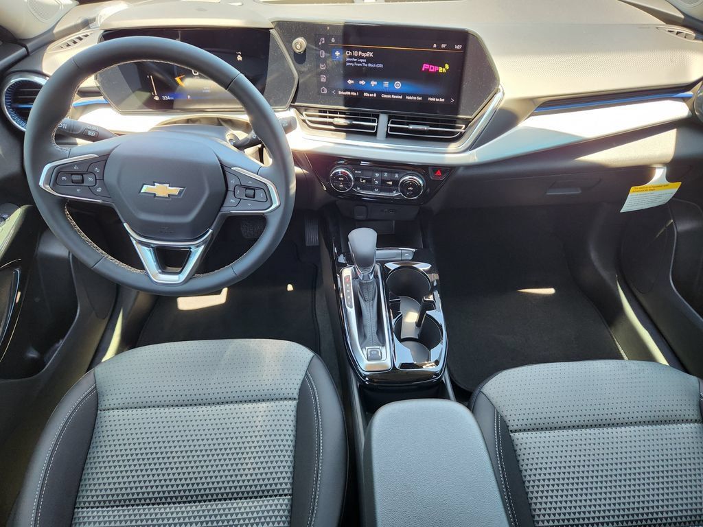 New 2026 Chevrolet Trax LT w/ LT Convenience Package FWD image 11