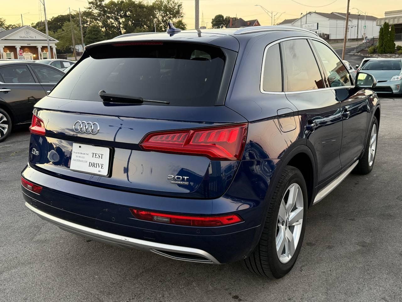Used 2018 Audi Q5 2.0T Premium Plus AWD/4WD image 10