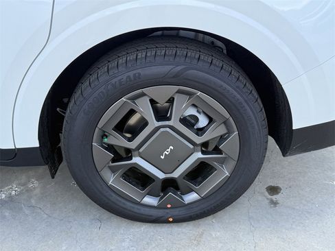 New 2026 Kia Carnival SX image 35