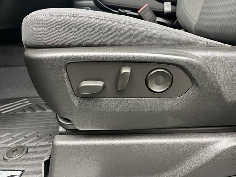 Certified 2022 Chevrolet Silverado 1500 LT image 11