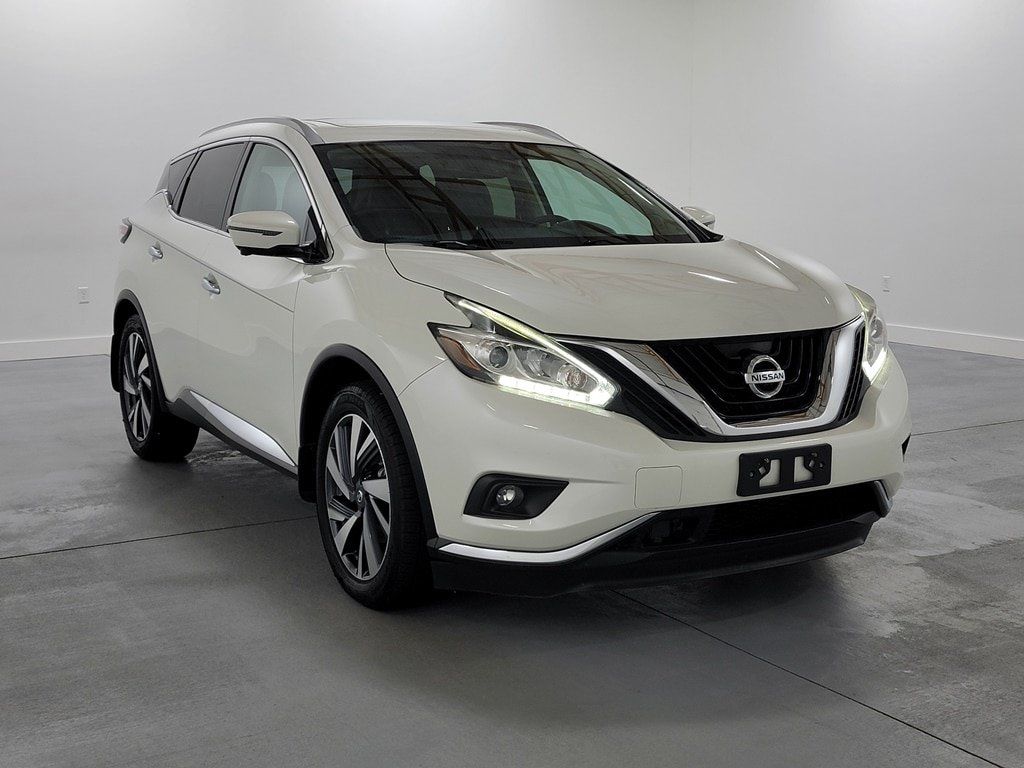 Used 2016 Nissan Murano Platinum w/ Platinum Technology Package AWD/4WD image 2