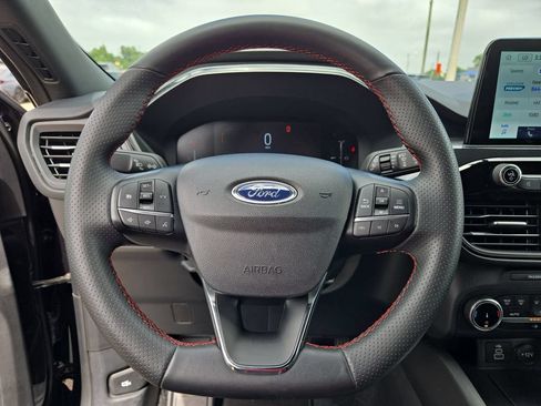 Used 2025 Ford Escape ST-Line AWD/4WD image 22