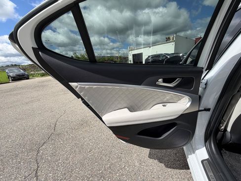 Used 2025 Genesis G70 3.3T Advanced w/ Sport Prestige Package AWD/4WD image 21