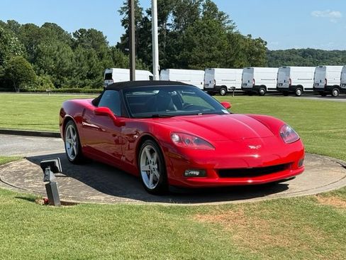 Used 2007 Chevrolet Corvette Convertible w/ Preferred Equipment Group RWD image 9