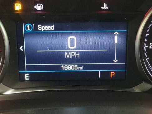 Used 2023 GMC Acadia SLE w/ Driver Convenience Package image 7