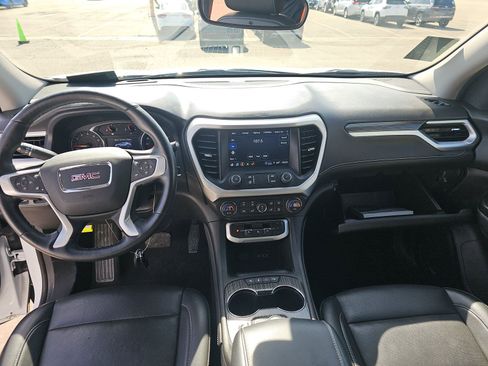 Used 2023 GMC Acadia SLT w/ Preferred Package FWD image 16