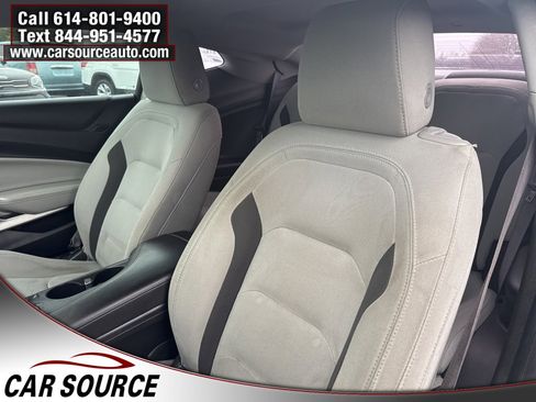 Used 2017 Chevrolet Camaro LT image 19