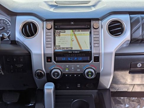 Used 2017 Toyota Tundra Platinum image 15