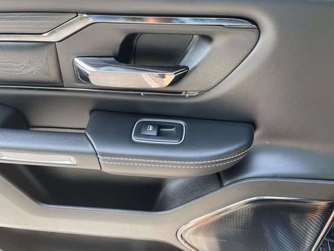 Used 2022 RAM 1500 Limited AWD/4WD image 16