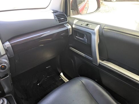 Used 2019 Toyota 4Runner Limited AWD/4WD image 4