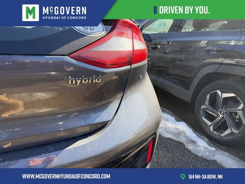 Used 2018 Hyundai Ioniq SEL image 9