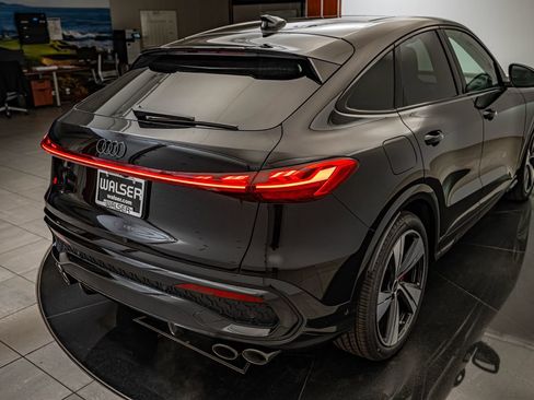 New 2026 Audi SQ5 Prestige AWD/4WD image 16