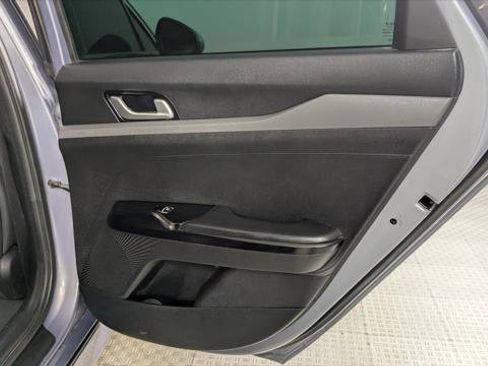 Used 2022 Kia K5 LXS FWD image 19