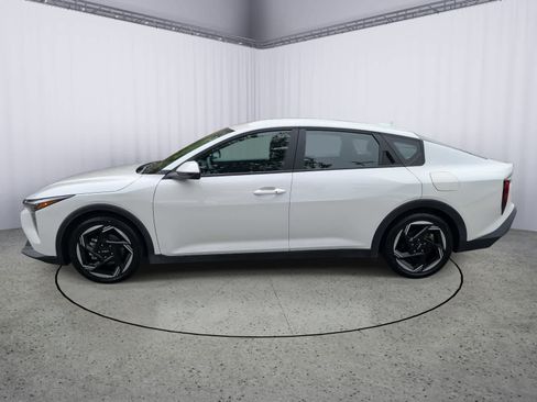 Used 2025 Kia K4 EX FWD image 6