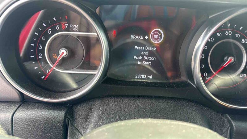 Used 2021 Jeep Gladiator Mojave AWD/4WD image 15
