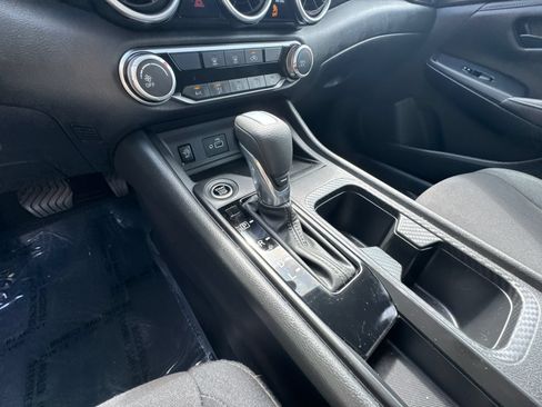 Used 2024 Nissan Sentra S FWD image 29