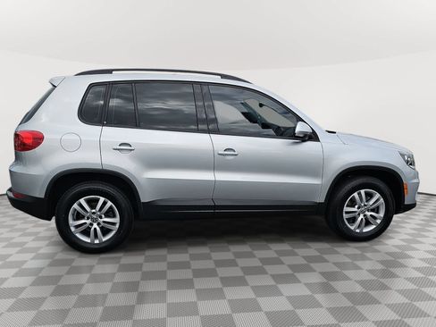 Used 2016 Volkswagen Tiguan S FWD image 4
