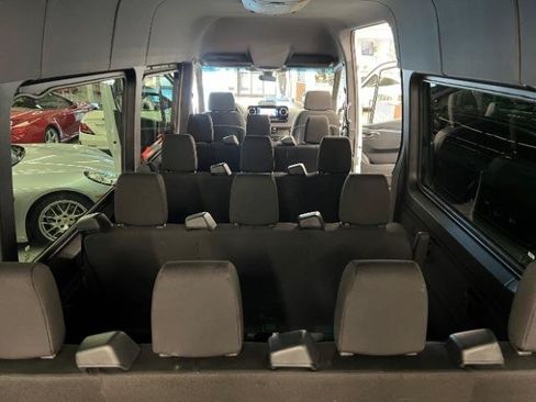 Used 2026 Mercedes-Benz Sprinter 2500 image 38