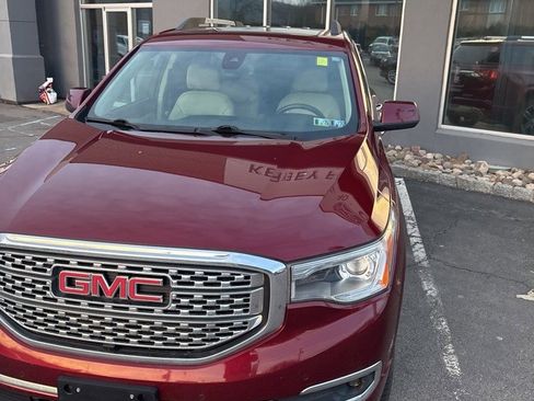 Used 2018 GMC Acadia Denali w/ Technology Package image 2